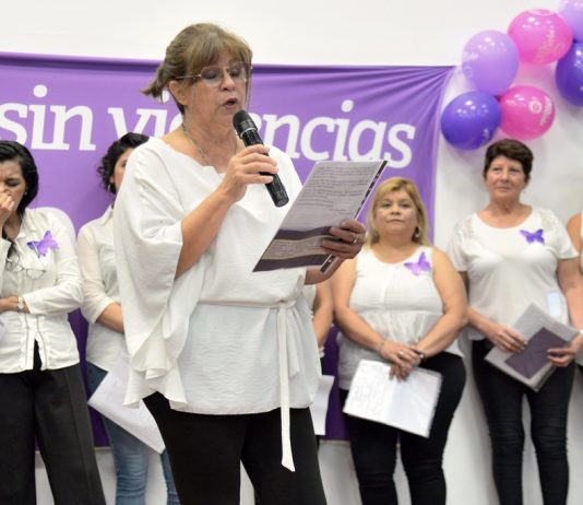 Emotiva muestra de Narradoras Escénicas realizada por consultantes del Observatorio de la Mujer