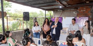 Desde el Ministerio de Desarrollo Social se promueve el fortalecimiento del acceso a la salud y la información en barrios populares a través del programa Ciclos Conscientes