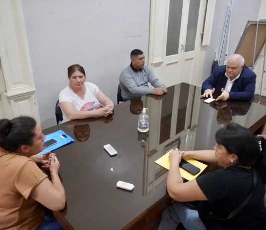 El ministro Masso recibió a representantes de la asociación Madres del Dolor