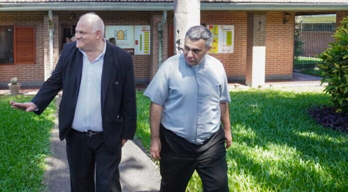 El ministro Masso visitó el Cottolengo Don Orione