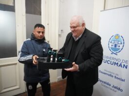 Desarrollo Social fortalece el trabajo de Peluqueros Solidarios mediante la entrega de herramientas