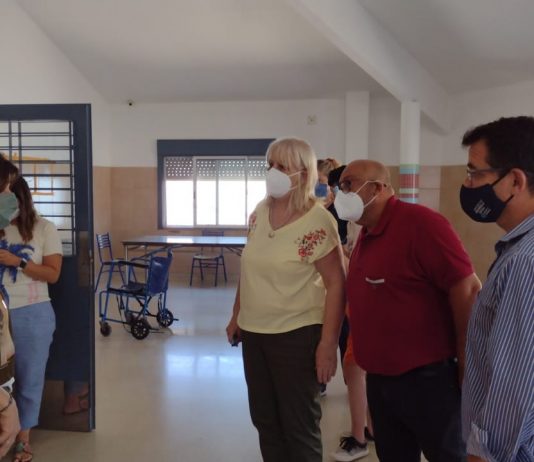 Yedlin visitó un hogar modelo para personas con discapacidad en Buenos Aires