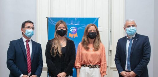 Navarro destacó el trabajo de restitución de derechos de la Unidad de Gestión de Documentos