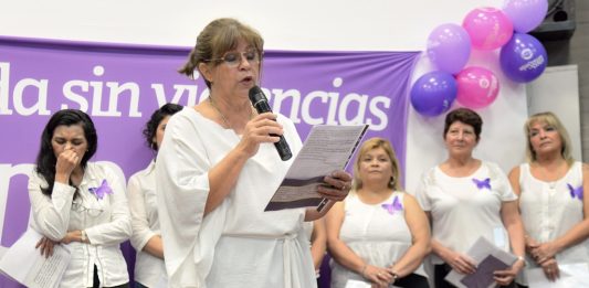 Emotiva muestra de Narradoras Escénicas realizada por consultantes del Observatorio de la Mujer