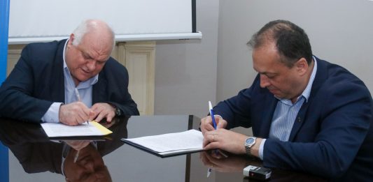 Desarrollo Social y la Universidad Tecnológica Nacional firman un convenio de cooperación colectiva