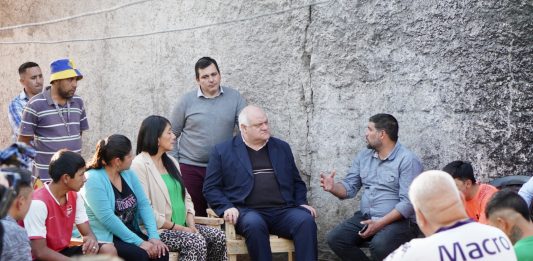 Ministro Masso: “En tiempos difíciles como estos, el Estado debe trabajar mancomunado con organizaciones civiles para ayudar a personas que se recuperan de las adicciones”