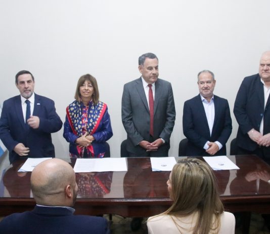 Se firmó un convenio de colaboración entre ministerios de la Provincia y la SEDRONAR