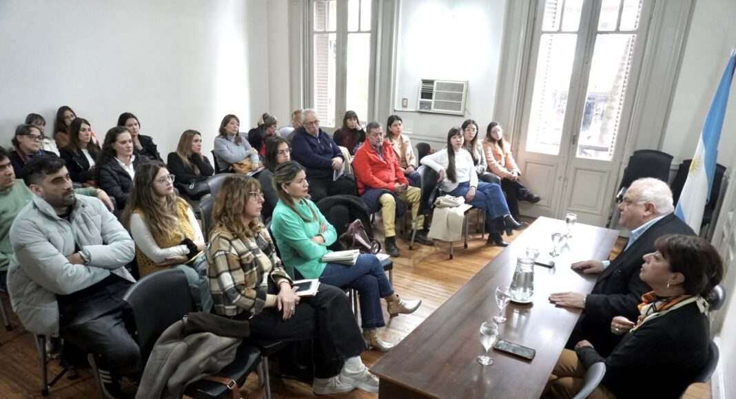 Masso encabezó una reunión estratégica para fortalecer los dispositivos de cuidado de niñez y adolescencia del Ministerio