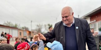 El ministro Masso visitó el merendero Rinconcito de Alegría y participó de una jornada de fútbol infantil